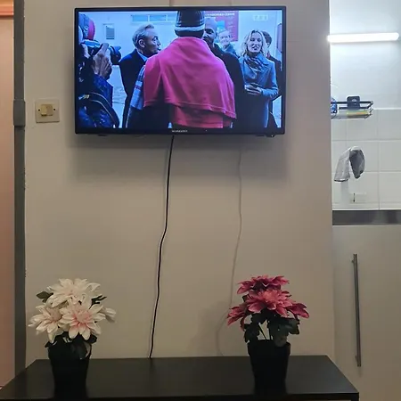 De 12m² Agreable Calme Proche Chu