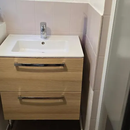 De 12m² Agreable Calme Proche Chu Апартаменты *