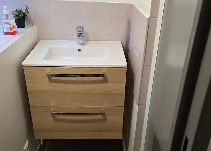 De 12m² Agreable Calme Proche Chu Lejlighed *